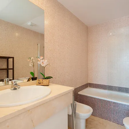 Modern Penthouse With Private Jacuzzi, Panoramic Sea And Views - 8 Min To Puente Apartment
