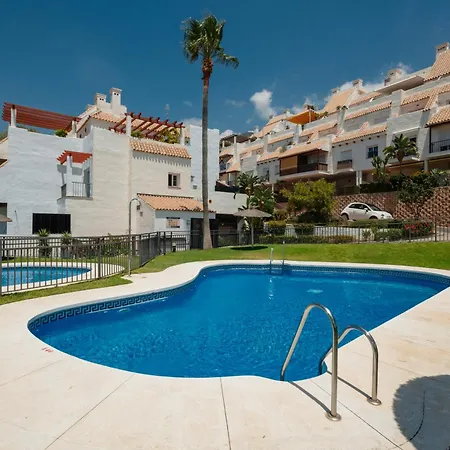 Modern Sea & View Penthouse With Private Jacuzzi - 8 Min To Puente Apartment Istan